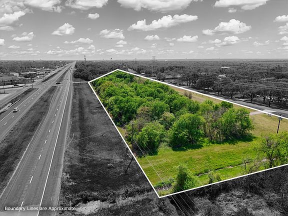 2nd image of Land N Lacy Dr