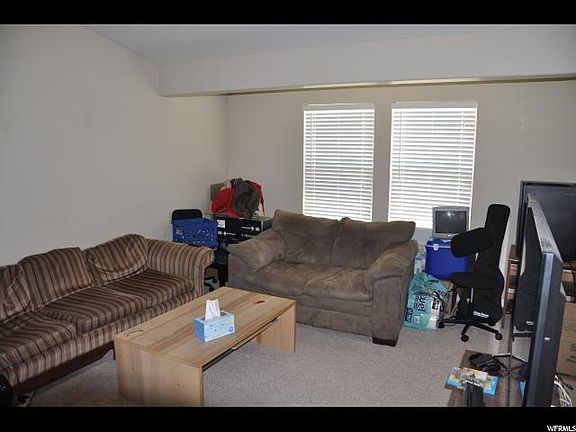 3rd image of 87 E River View Dr #9