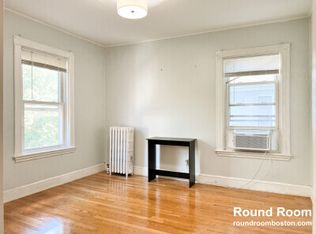 14 Smythe St APT 1, Brookline, MA 02445