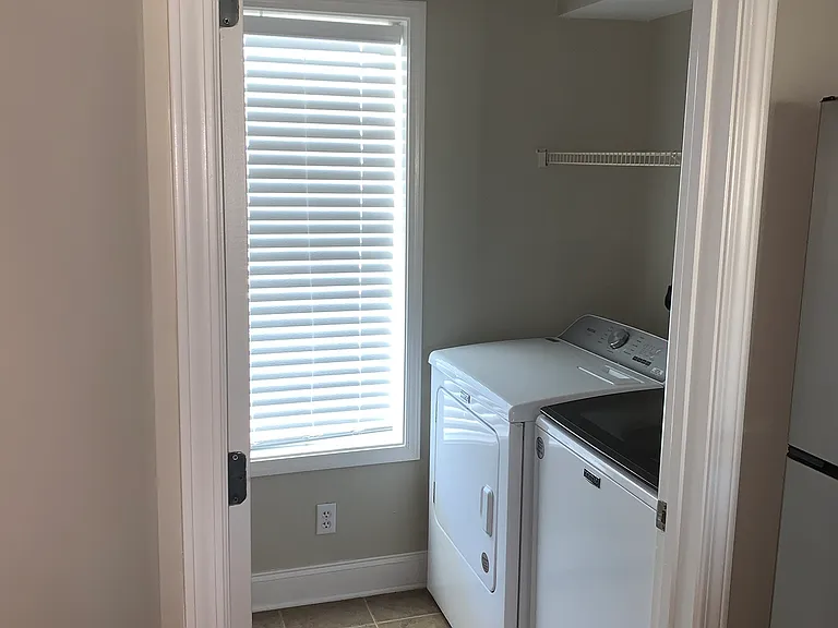 408 24th Ave N #302 — Photo 7