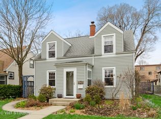 1727 Cleveland St, Evanston, IL 60202