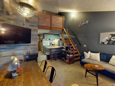 71 Ridge Wood, Snowshoe, WV, 26209