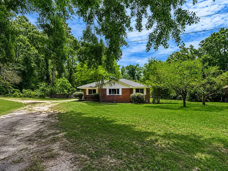 3302 Winn Dr — Photo 22