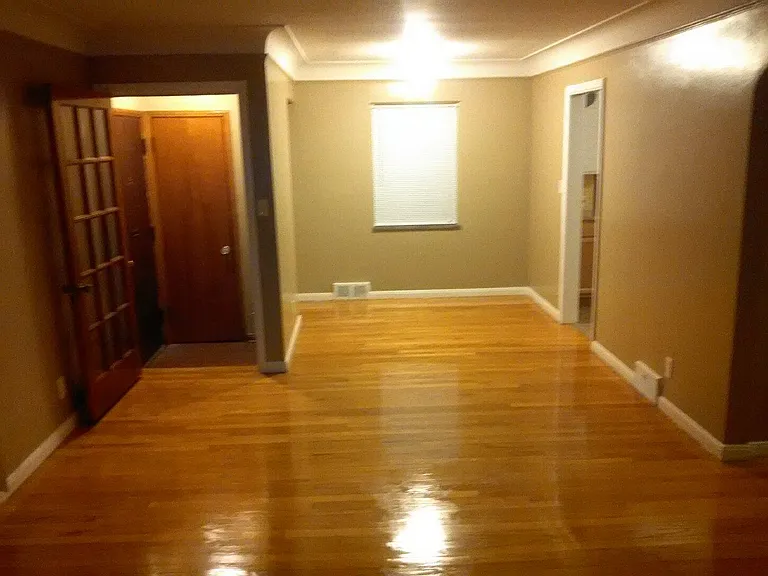 8631 W Outer Dr — Photo 9