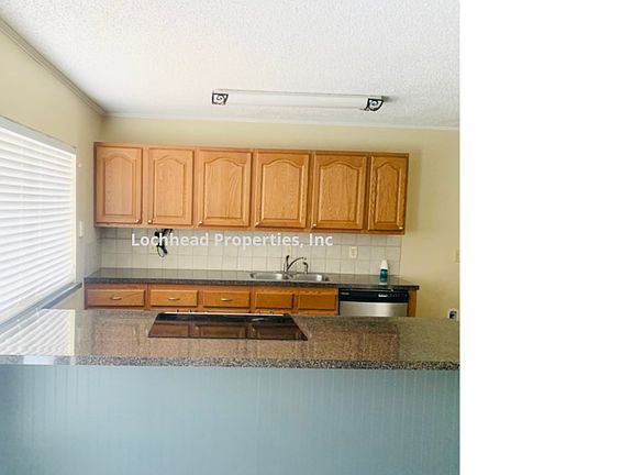 5th image of 8706 Willowbrook Dr