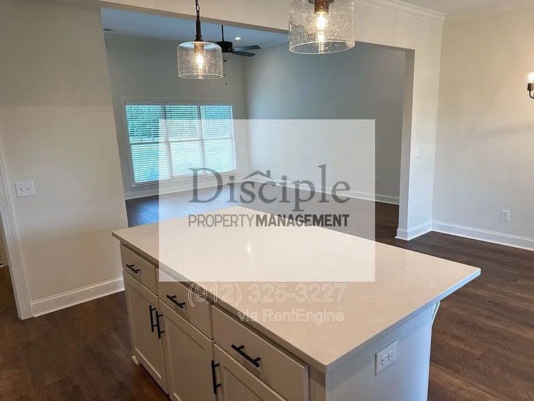 15 Ennis Rd — Photo 11