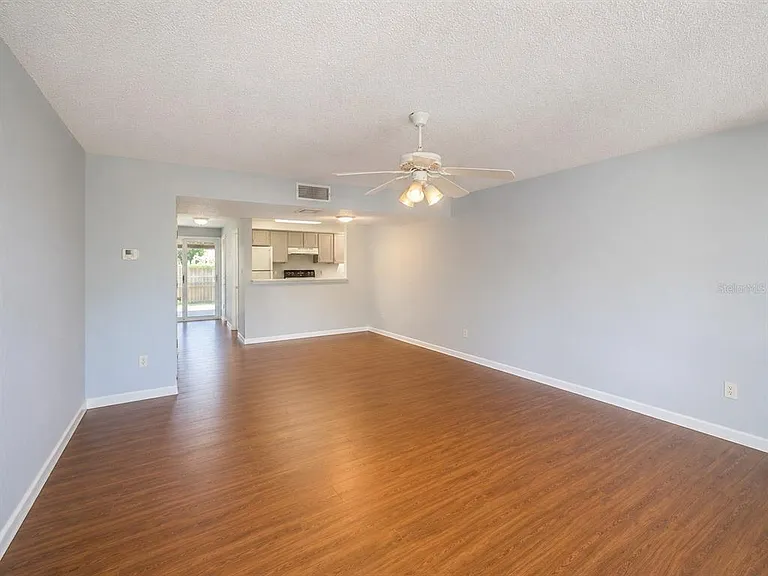6082 Peregrine Ave #D-11 — Photo 8