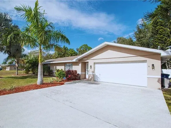 9205 San Carlos BLVD, FORT MYERS, FL 33967
