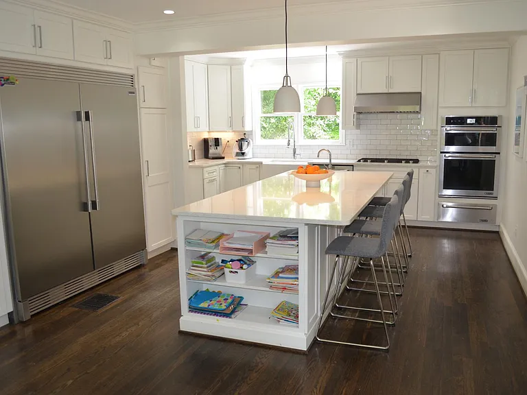 3825 Peachtree Dunwoody Rd NE — Photo 11