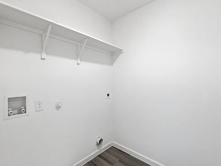 1802 Washington St — Photo 30