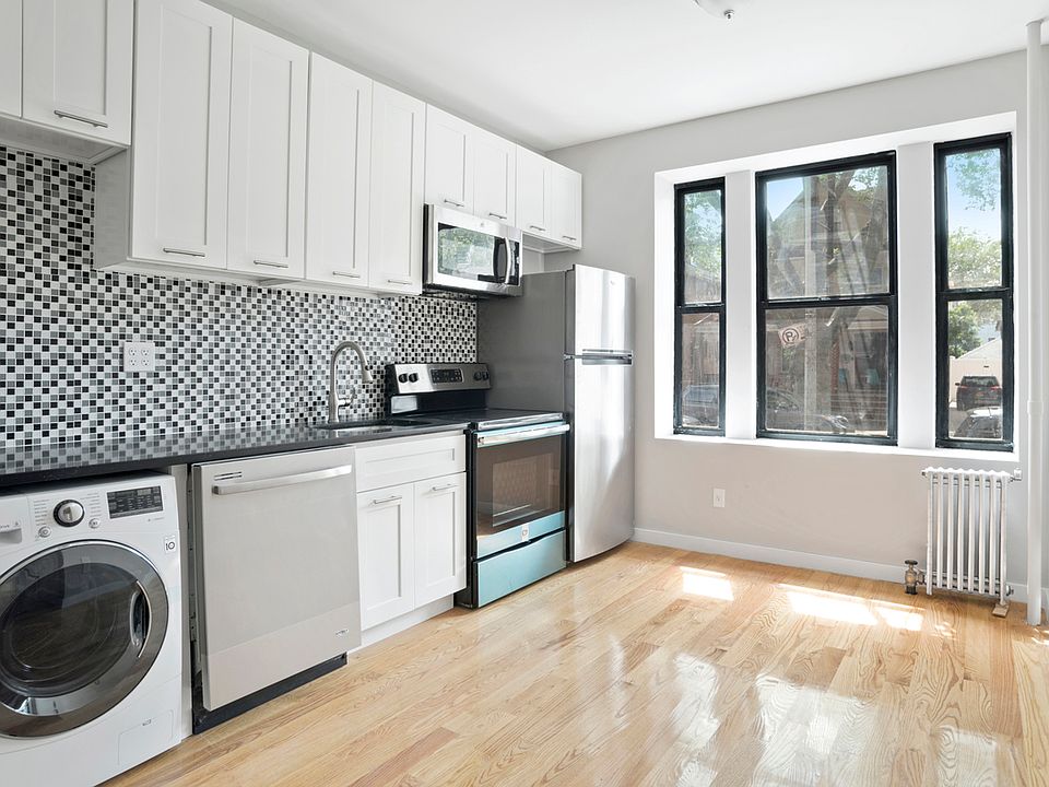 1st image of 723 E 5th St #A6
