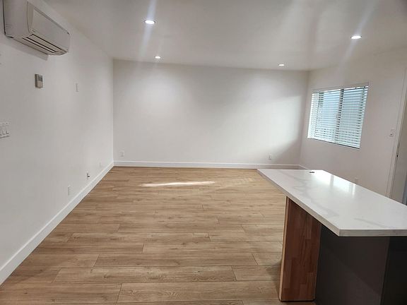 5th image of 11019 Fruitland Dr APT 7