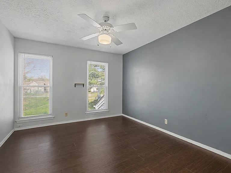 4316 Baton Rouge Dr — Photo 11