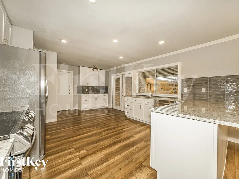 2130 Meadfoot Rd — Photo 7