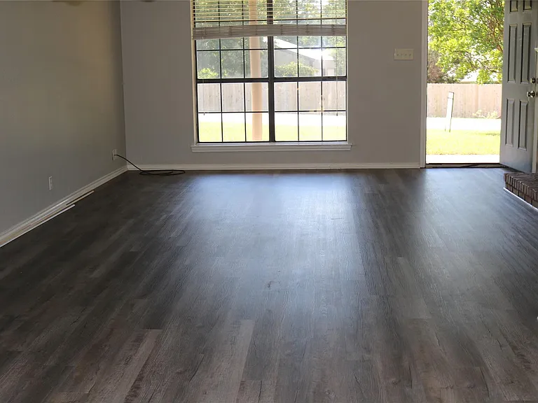 627 Cherry Ln — Photo 6