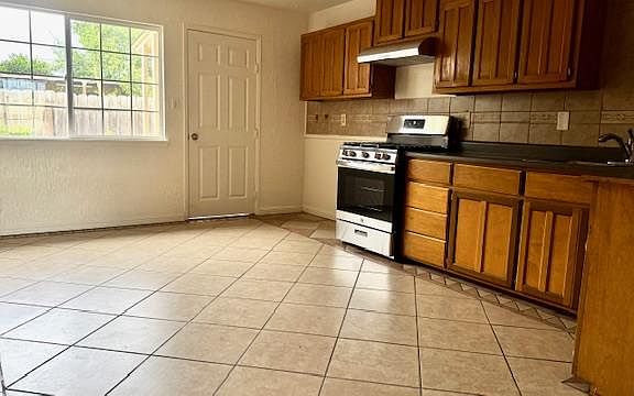 4th image of 607 Calaveras Dr