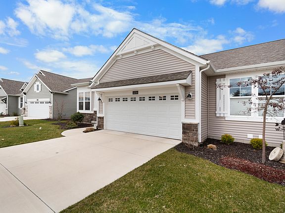3rd image of 14709 Pine Dew Dr