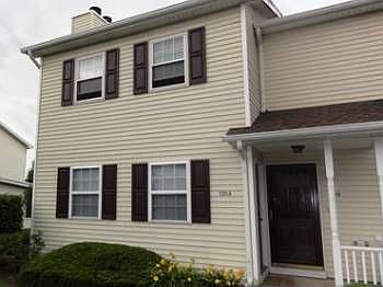 1st image of 1301 Briarwood Dr