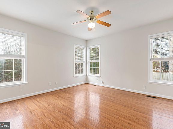 2nd image of 11712 Geranium St