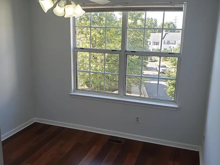6839 Signature Cir — Photo 10