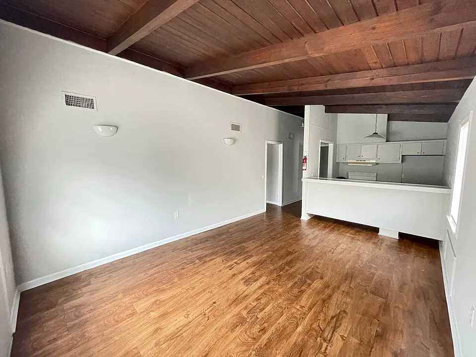 242 Georgia Ave #6
