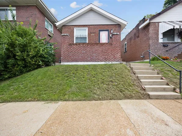 3244 Morgan Ford Rd, Saint Louis, MO 63116