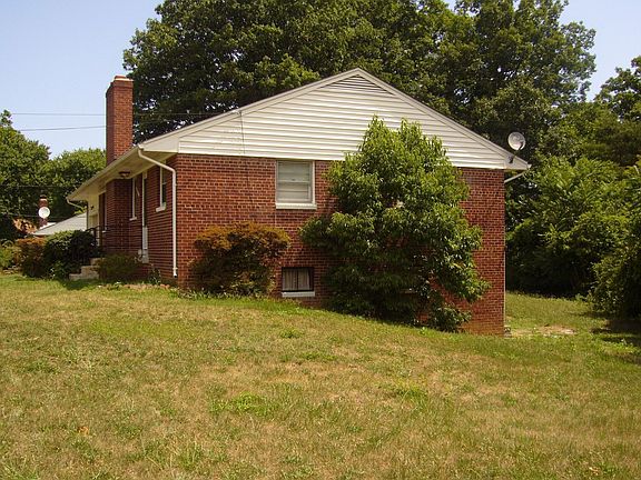 2nd image of 4611 N Chambliss St