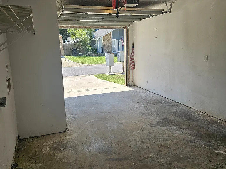 3005 Pickford Pl — Photo 11
