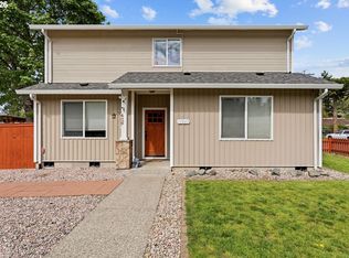 17065 SE Brooklyn St, Portland, OR 97236