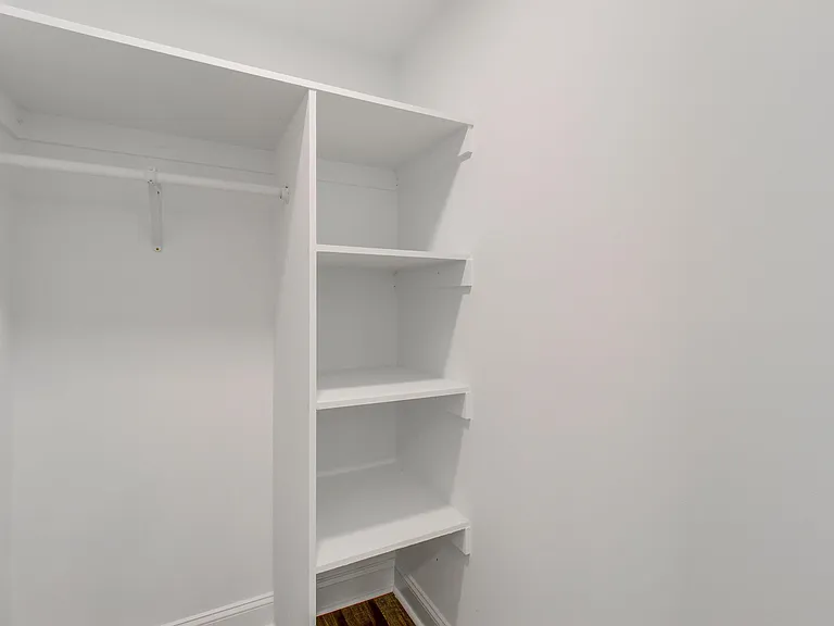 2327 Willow St — Photo 30