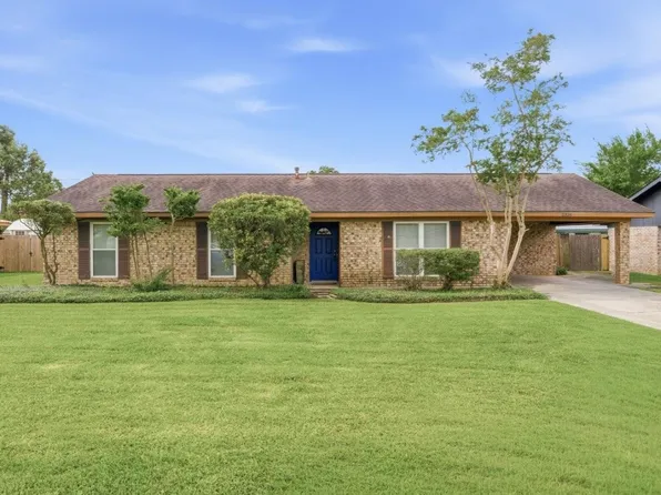 2328 Acadienne St, Sulphur, LA 70663