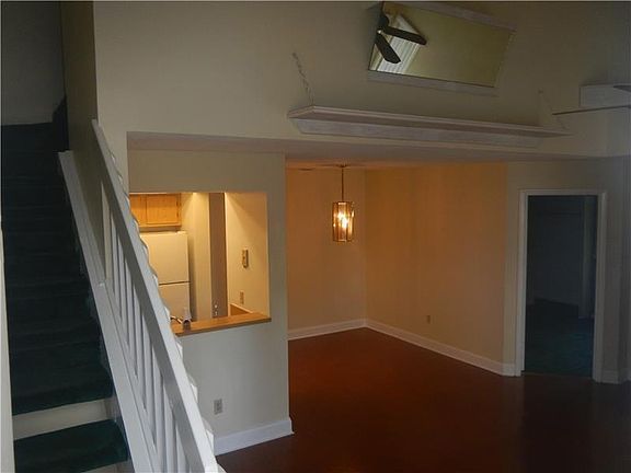 4th image of 2121 Champions Way