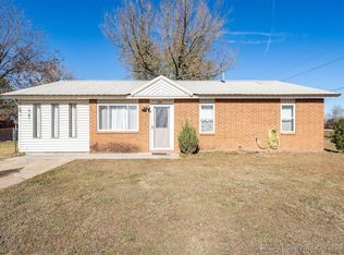 301 Faye Ave, Pocola, OK 74902