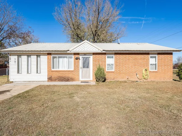 301 Faye Ave, Pocola, OK 74902