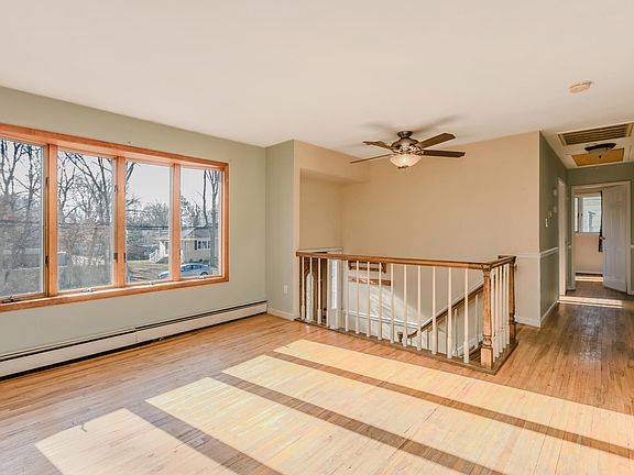 5th image of 209 Nelson St