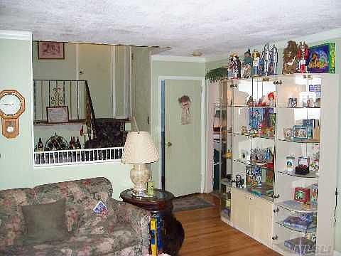 4th image of 1401 Berkley St