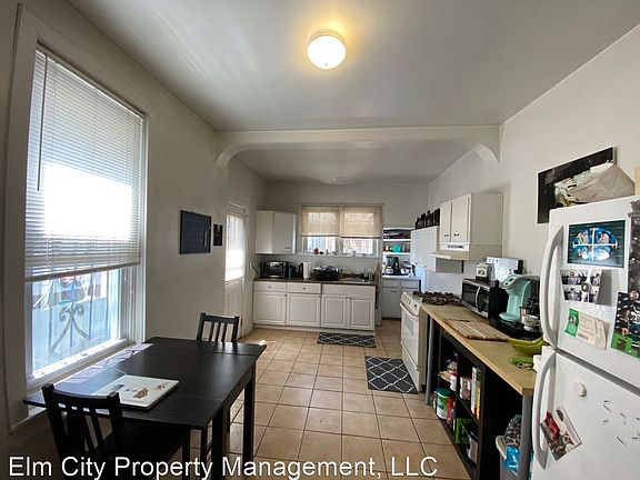 3rd image of 1624 S Orkney St