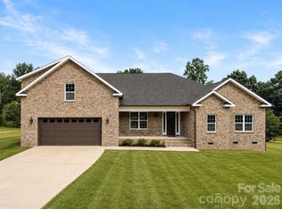 5574 Bucks Garage Rd, Maiden, NC 28650