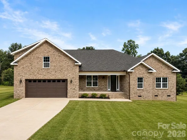 5574 Bucks Garage Rd, Maiden, NC 28650