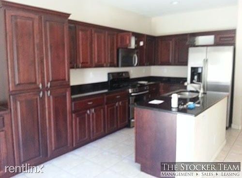 2nd image of 5059 W Moberly Ave