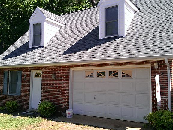 3rd image of 72 Tucker Circle