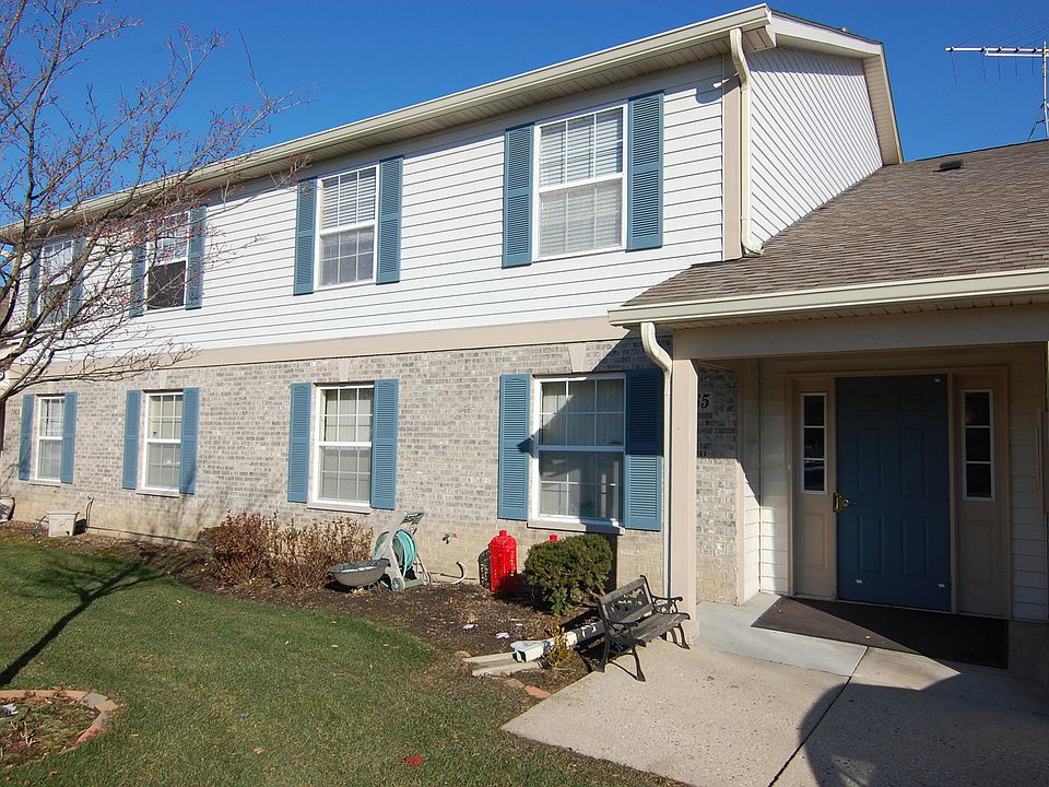 1st image of 1065 N Village Dr Unit 1