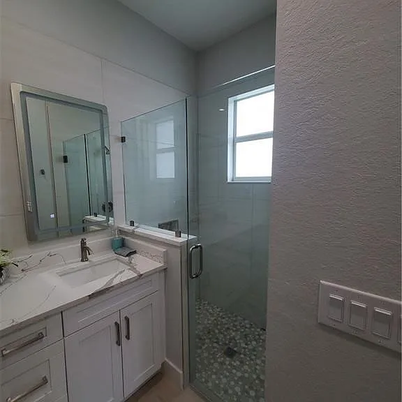 603 W 9th St — Photo 12