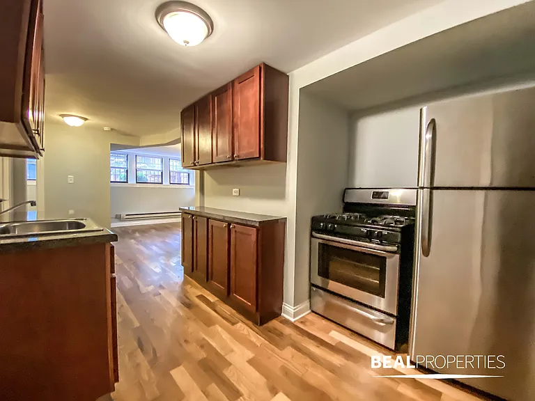 4407 N Wolcott — Photo 27