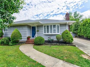 9 Charles St, South Amboy, NJ 08879