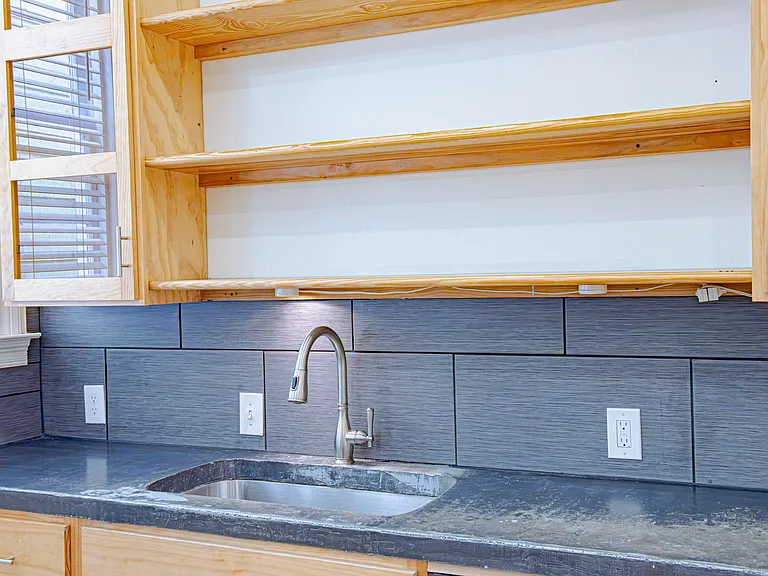 4121 Magazine St #1 — Photo 9