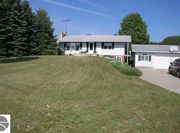 2nd image of 00724A Springbrook Dr