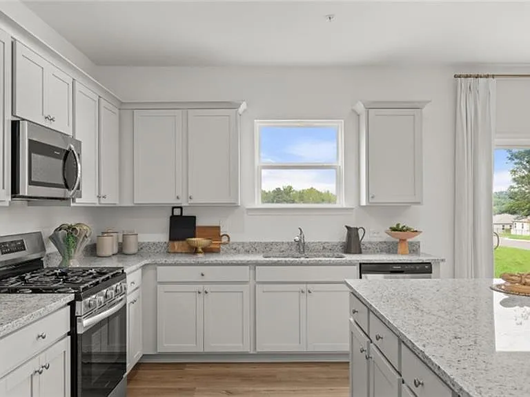2084 Pecan Dr — Photo 5