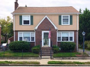 40 Amherst Ave, Pawtucket, RI 02860