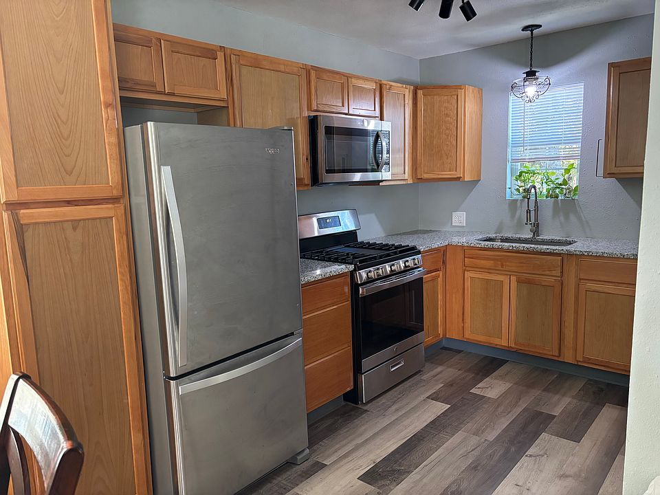 1st image of 2229 W Olmos Dr #2